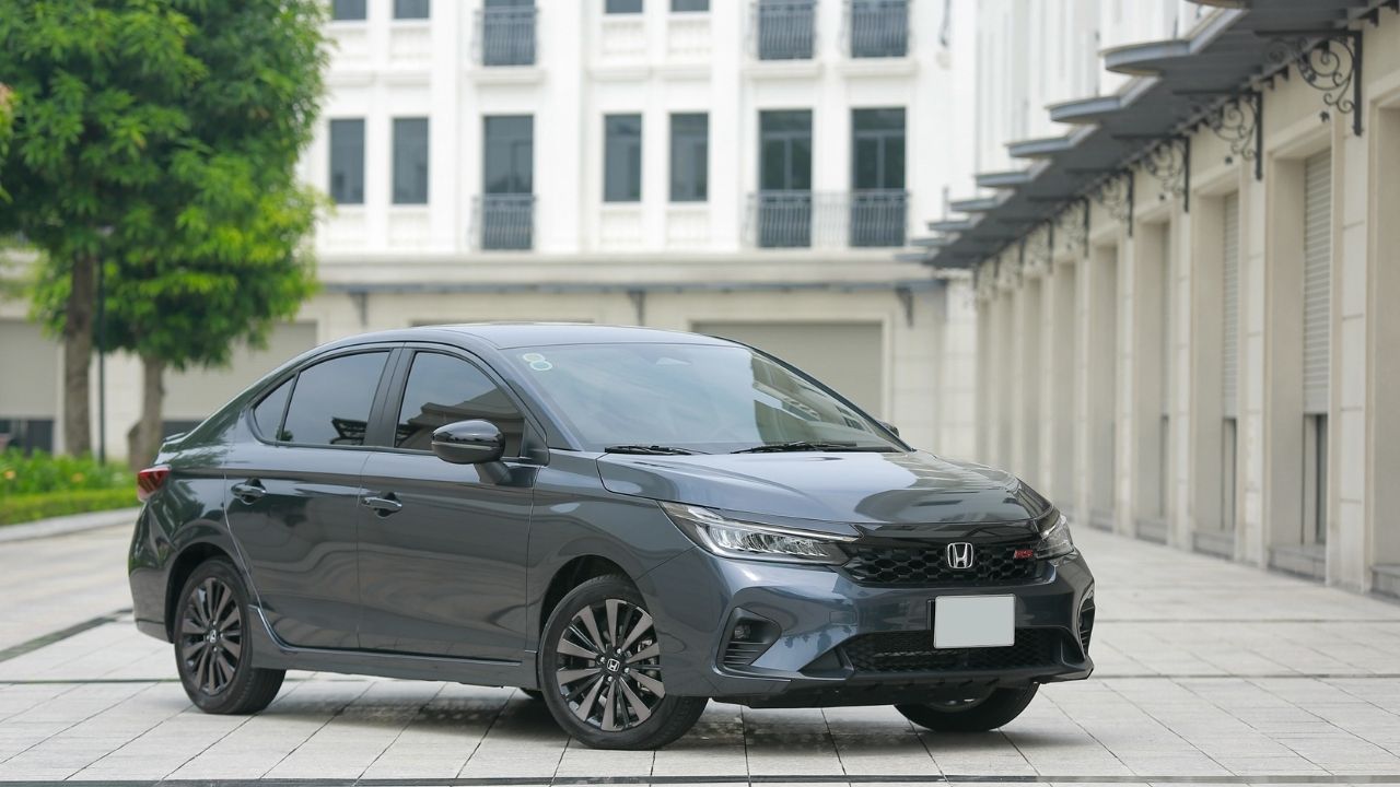 Honda City là lựa chọn số một nếu bạn cần một chiếc xe có cảm giác lái phấn khích hơn để chinh phục cung đường đèo Hải Vân