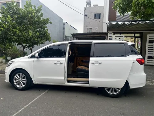 Kia Grand Sedona 2018