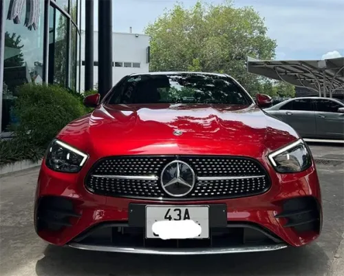 Mercedes Benz E300 AMG 2022